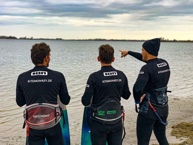 Aufsteiger- und Auffrischungskurs Kitesurfen im Stehrevier Gold auf Fehmarn